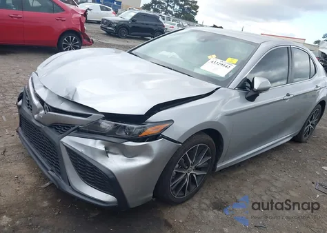 2024 Toyota Camry Se from USA, damaged, VIN 4T1G11AK5RU886769